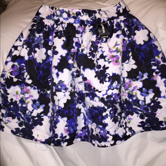 BRAND NEW express skirt!