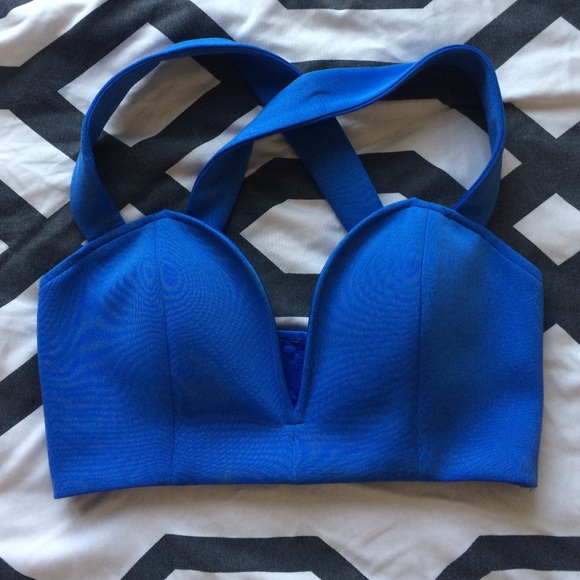 SEXY CROP TOP