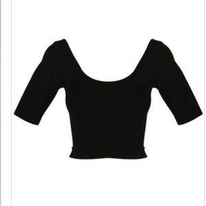 SEAMLESS 1/2 SLEEVE CROP TOP