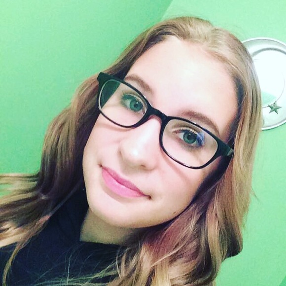 Meet your Posher, Kennedy - Picture 1 of 1