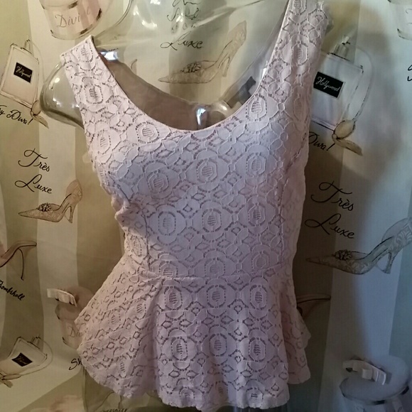 Forever 21 Tops - Forever 21 lace pink sleeveless ruffle top. Large