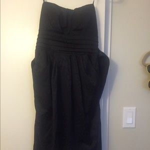 size 7 strapless black dress