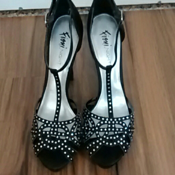 fioni black heels