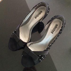 Unlisted Pin Up style heels