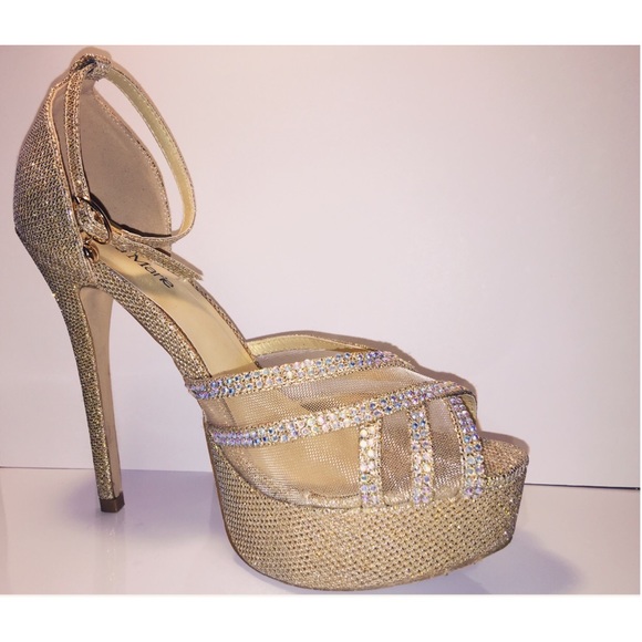Gold platform heel