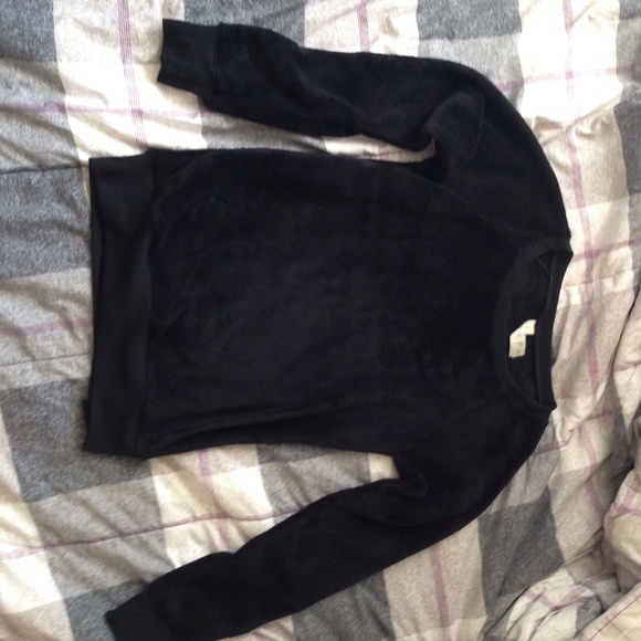 Soft fuzzy sweater - Picture 1 of 2