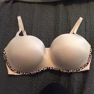 VS knockout bra