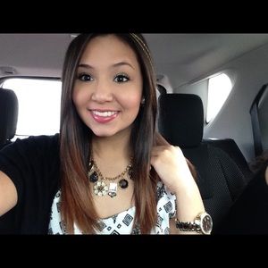 Meet your Posher, Christina