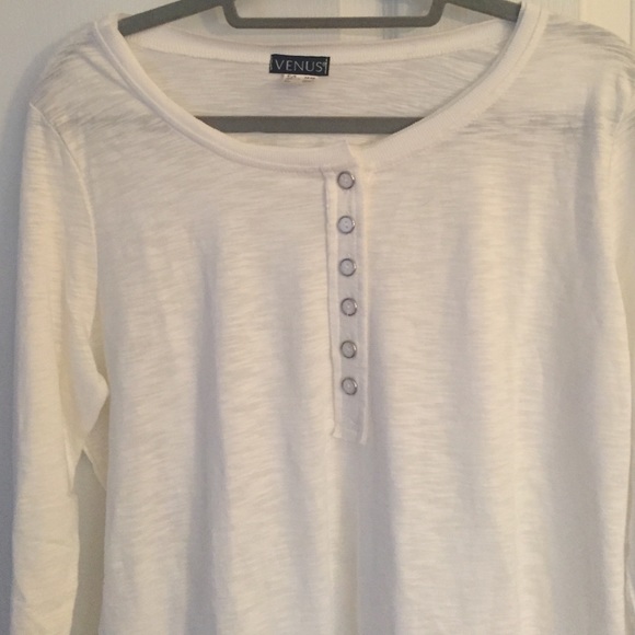 New White crochet detail top - Picture 2 of 3