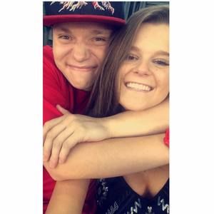 Meet your Posher, Madi