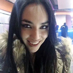 Meet your Posher, Rubi