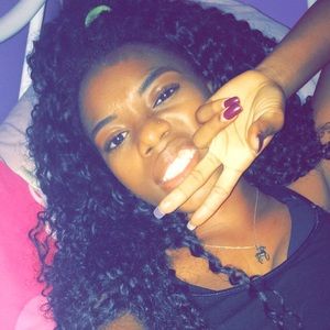 Meet your Posher, Britney