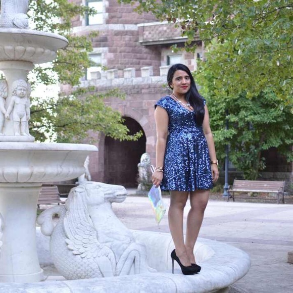 FRENCH CONNECTION Sequin Dress - Picture 5 of 7