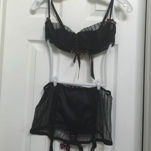 Victoria's Secret lingerie set 34b, xs-s