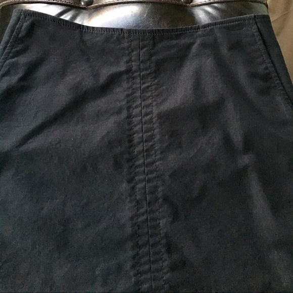 Banana Republic black stretch A-line - Picture 2 of 4