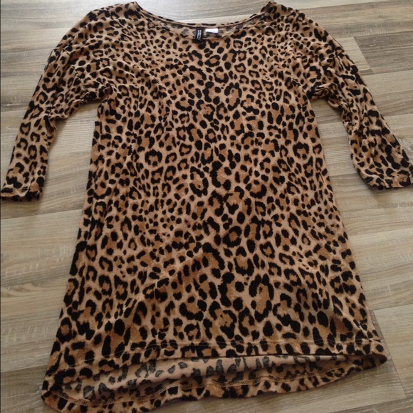3/4th sleeve animal print top