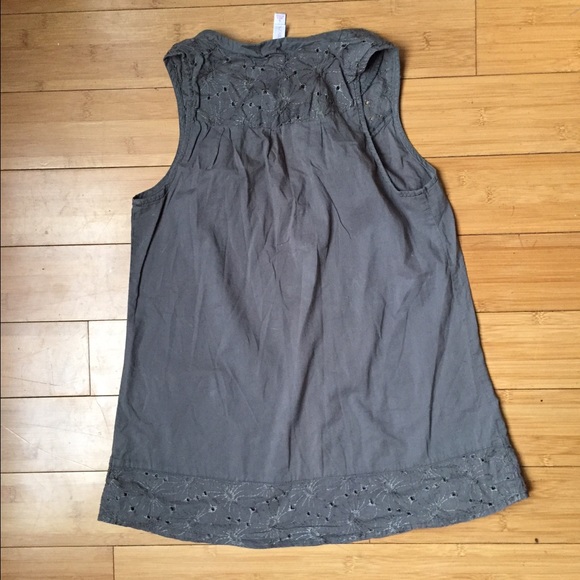 Embroidered Apron Top - Picture 2 of 3