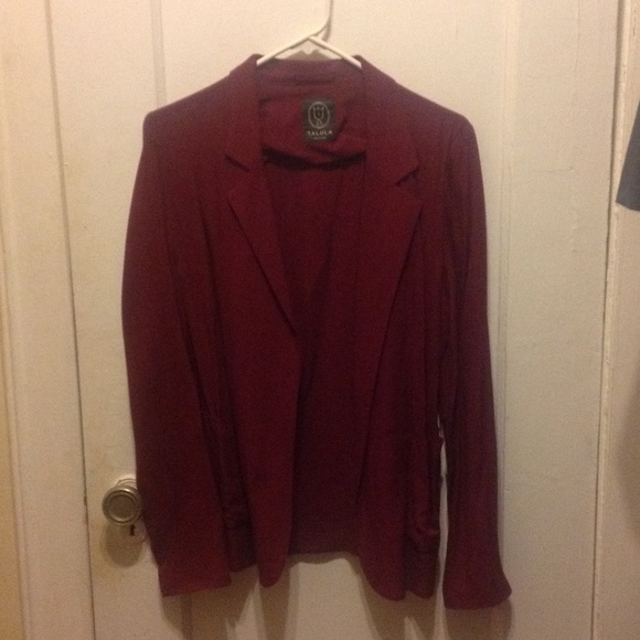 Wine colored crepe blazer never worn