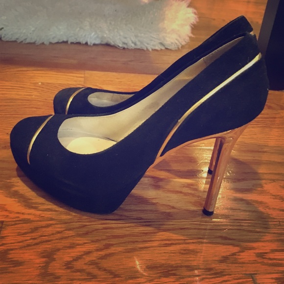 Micheal Kors Black and Gold Suede Heels