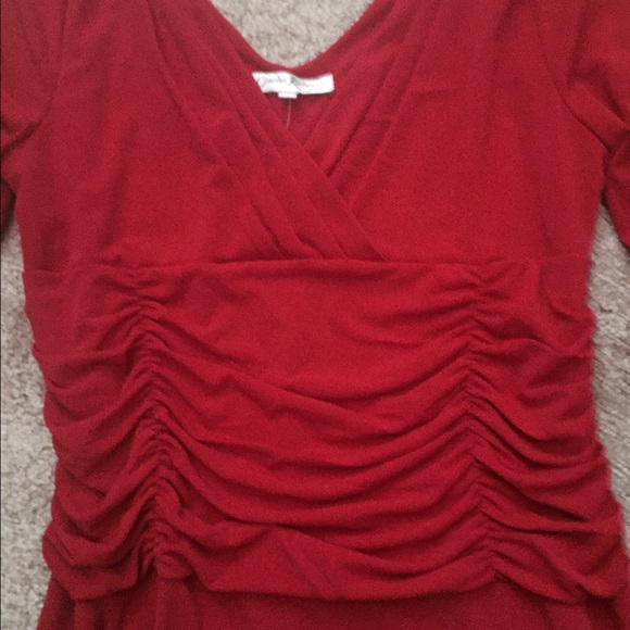 ♥️SOFT RED DRESS, RUSCHING - Picture 3 of 4