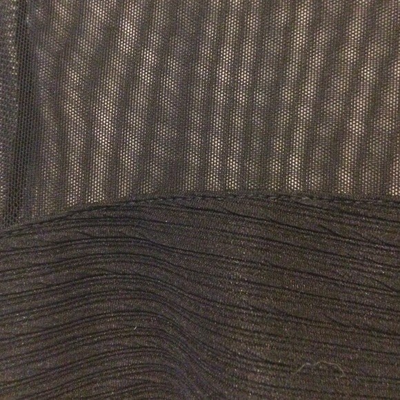 Urban Outfitters Silence & Noise Mesh Crop Top - Picture 2 of 3