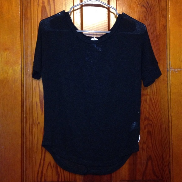Black light weight Tshirt