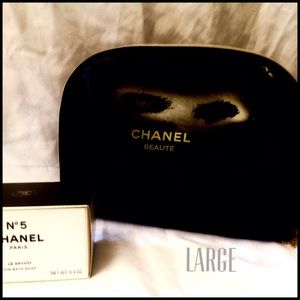 ~Large CHANEL Cosmetic Bag~