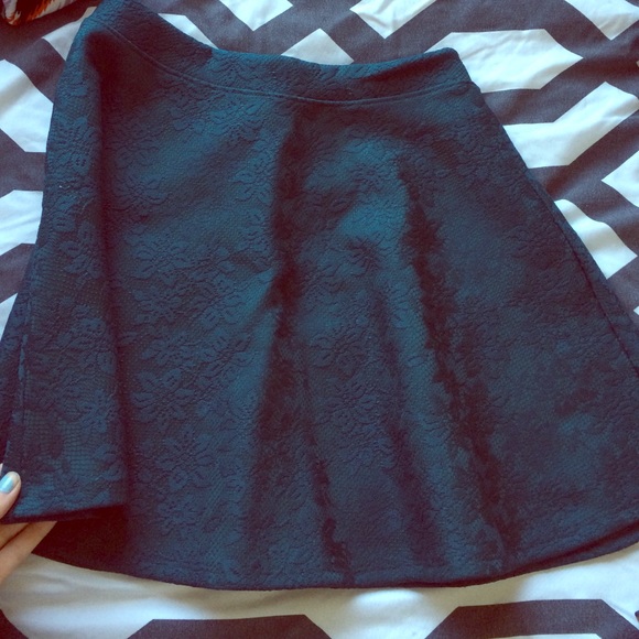 Cute teal skirt!!