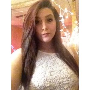 Meet your Posher, Alexis