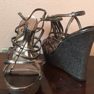 Glitter wedges