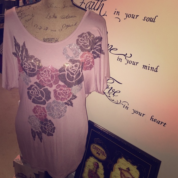 Fashionable top