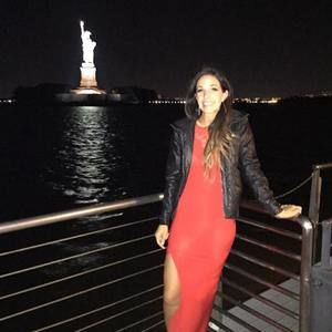 Meet your Posher, Elissa