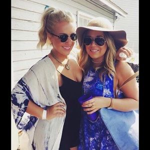 Meet your Posher, Madison