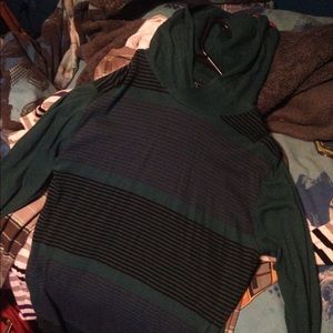 On the byas sweater men medium stripped