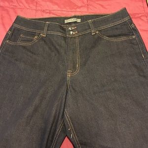 Brand new never worn Nine West Jeans