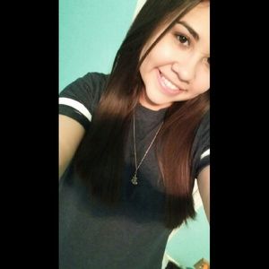 Meet your Posher, Noelia