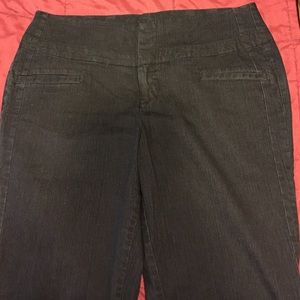 Never worn Avenue Jeans