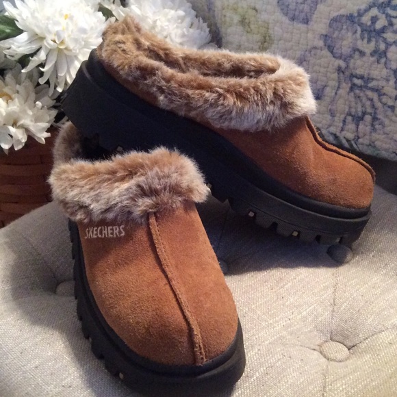 Skechers Shoes - Skechers Chestnut Suede Leather Clogs