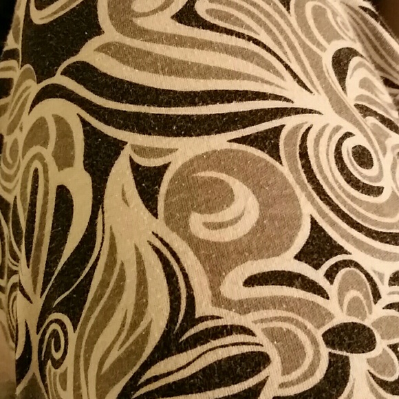 Meet your Posher, Danielle - Picture 1 of 1