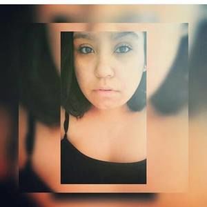 Meet your Posher, Briana