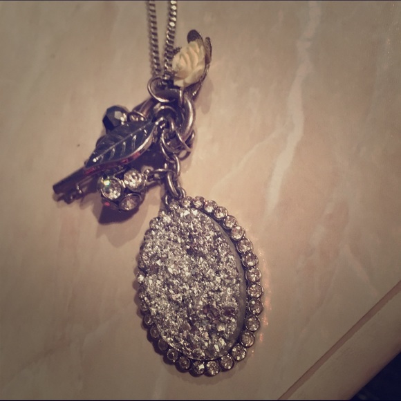 Long pendant silver necklace