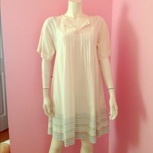 Gap dress/never worn/looks great with boots
