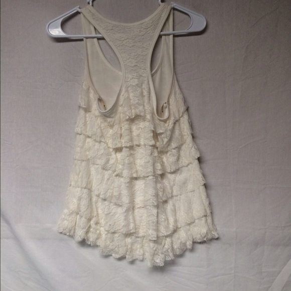 Gorgeous top! - Picture 3 of 3