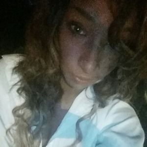 Meet your Posher, Desiree