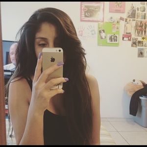 Meet your Posher, Gabriela