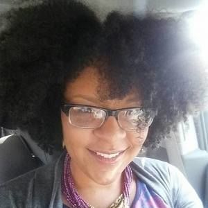 Meet your Posher, Aisha