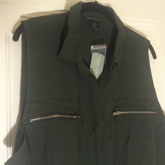 Sleeveless Army Green Shirt