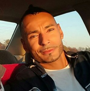 Meet your Posher, Anderson