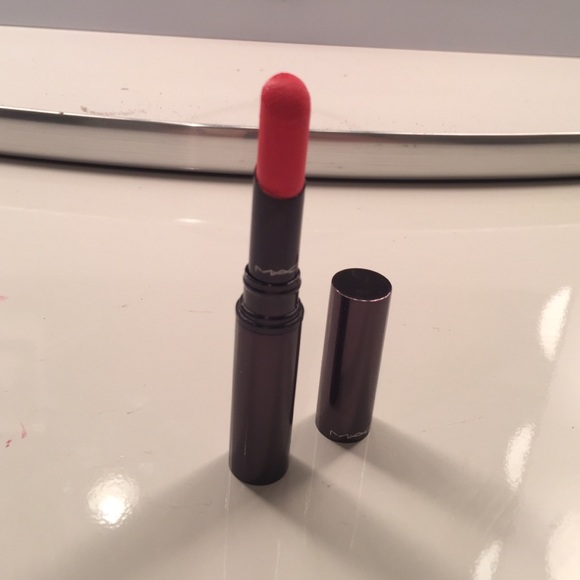 MAC Slimshine Lipstick in High 90's