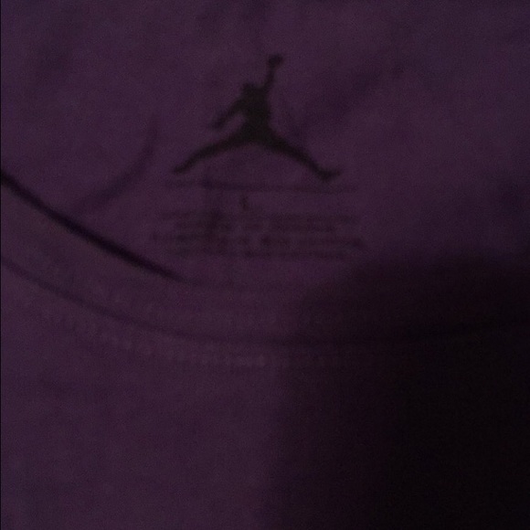 Jordan Shirt - Picture 2 of 2